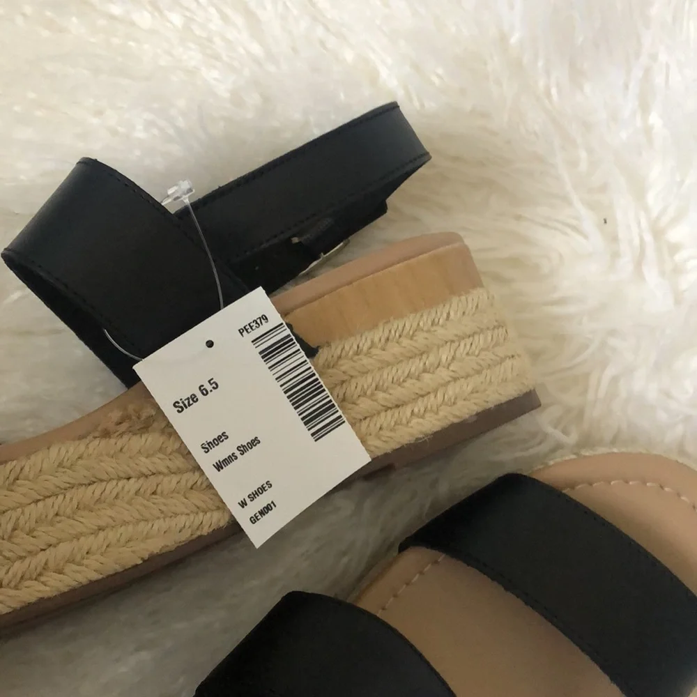Steve Madden Fifer Platform Sandals - Picture 6 of 7